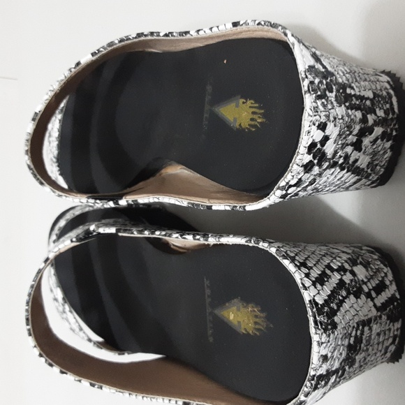 Volatile Snake Print Cross Strap Wedge Sandal - Picture 3 of 8